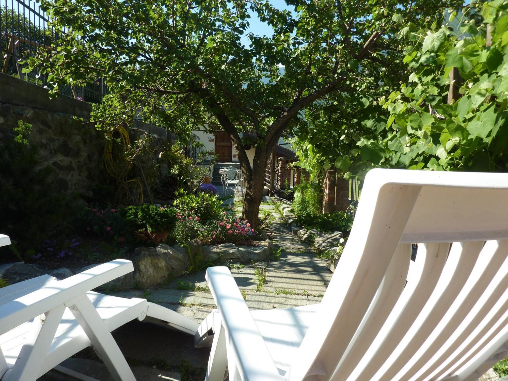 Le Village Montjovet Exterior foto